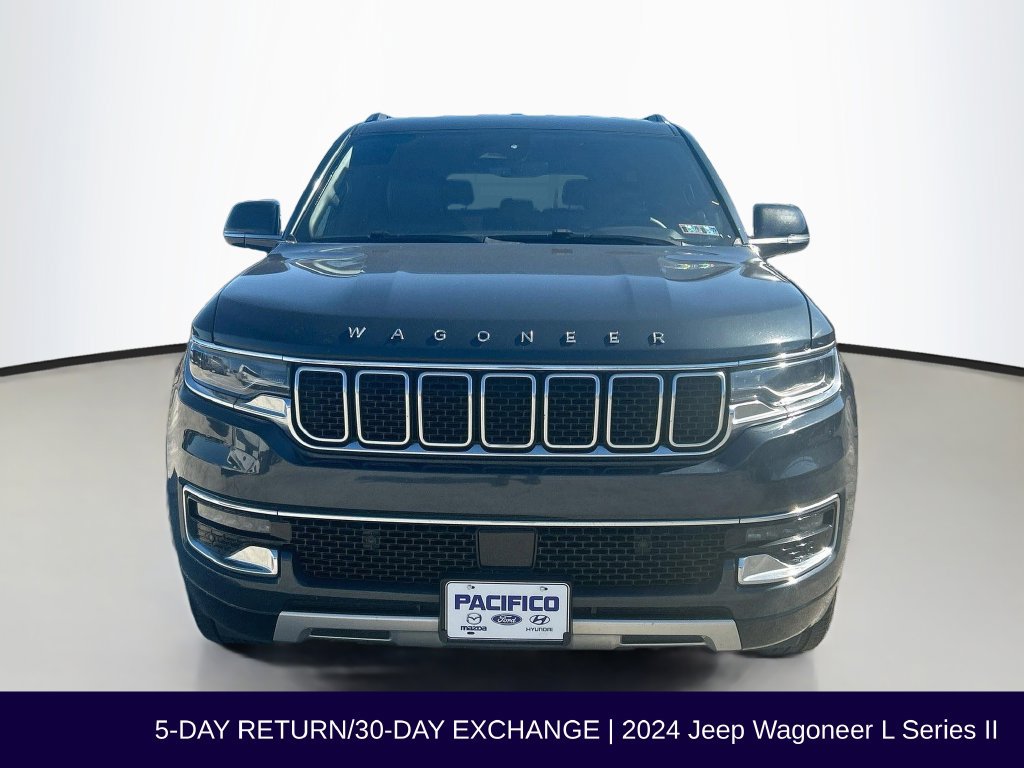 Used 2024 Jeep Wagoneer L Series II AWD/4WD image 3