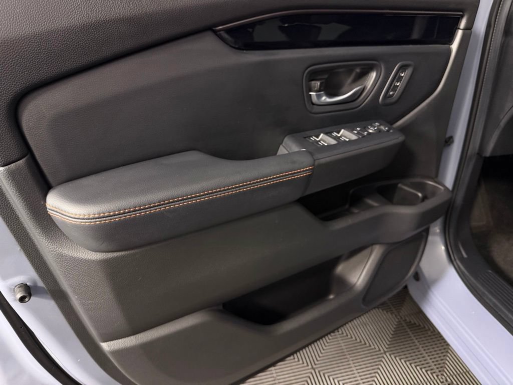 Used 2024 Honda Pilot TrailSport image 23