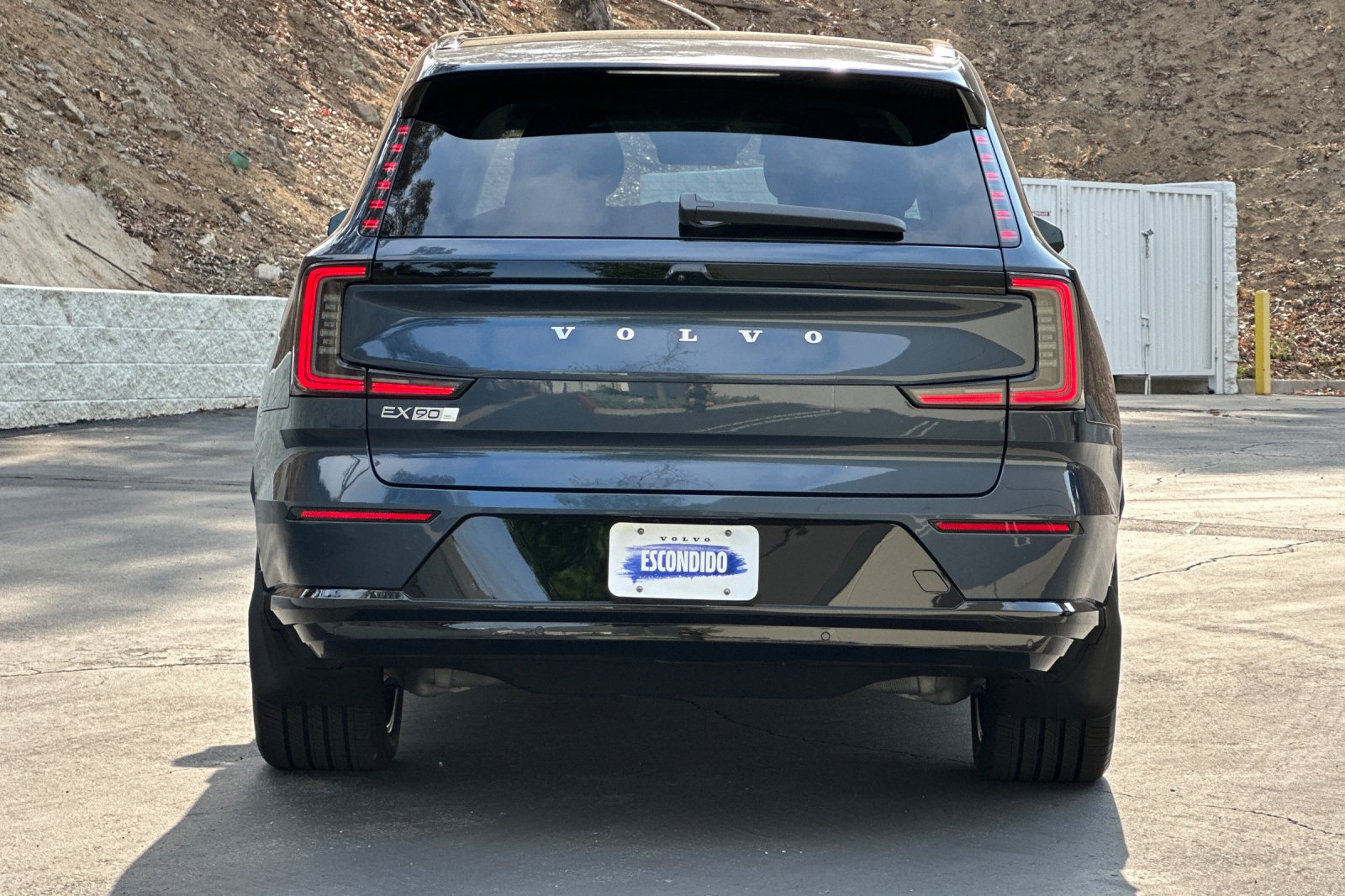 New 2025 Volvo EX90 Ultra AWD/4WD image 5