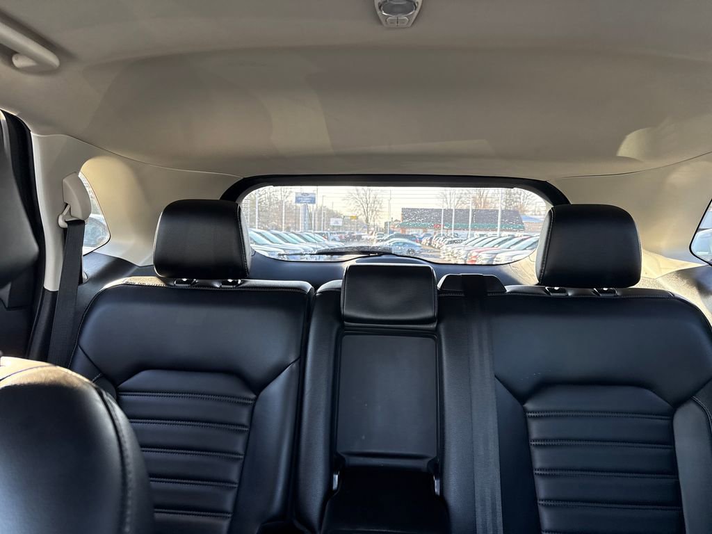 Used 2024 Ford Edge SEL image 39