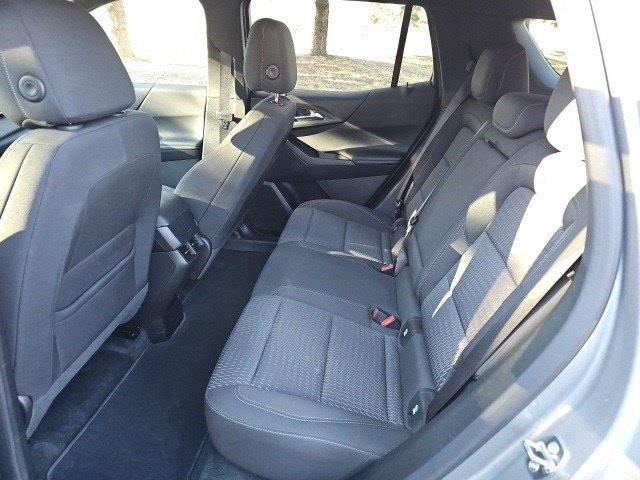 Used 2025 Chevrolet Equinox LT image 18