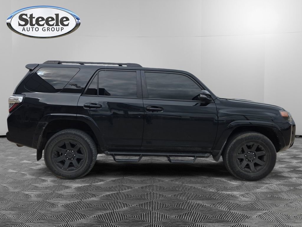 Used 2020 Toyota 4Runner TRD Off-Road Premium w/ Moonroof Package AWD/4WD image 6