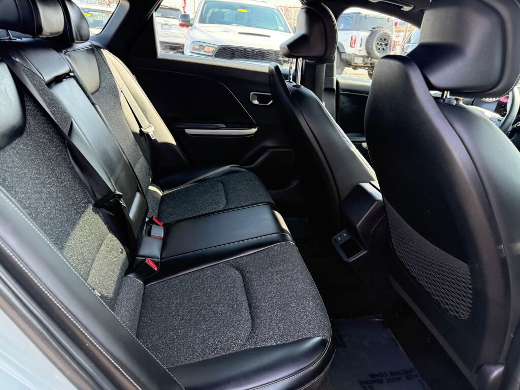 Used 2025 Kia K4 GT-Line w/ GT-Line Sunroof Package image 29