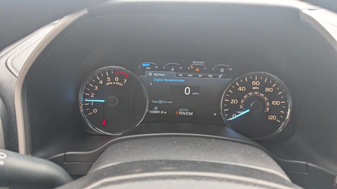 Used 2018 Ford F150 Lariat w/ Equipment Group 502A Luxury AWD/4WD image 24