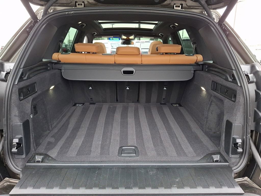 Used 2026 BMW X5 xDrive40i w/ M Sport Package image 32
