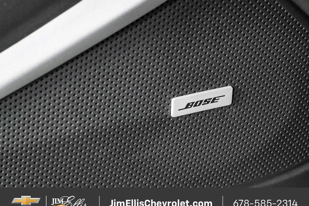 Used 2019 Chevrolet Camaro LT w/ Technology Package image 5