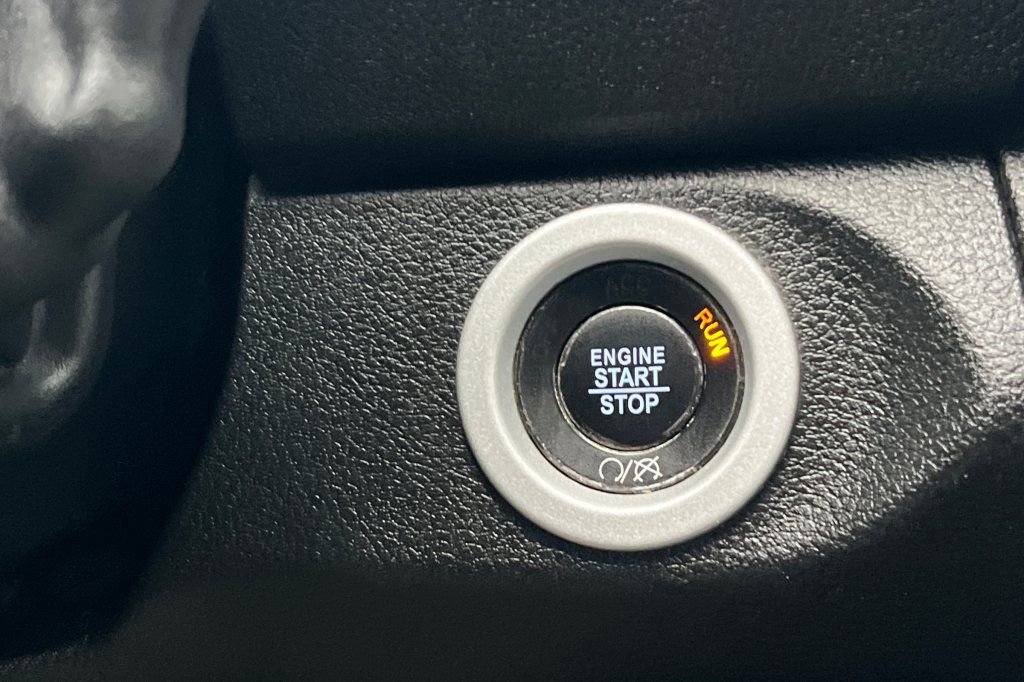 Used 2018 RAM 2500 Laramie w/ Sport Appearance Group image 18