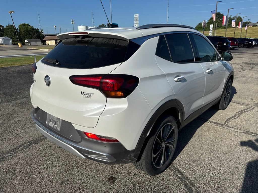 Used 2022 Buick Encore GX Essence w/ Advanced Technology Package FWD image 6