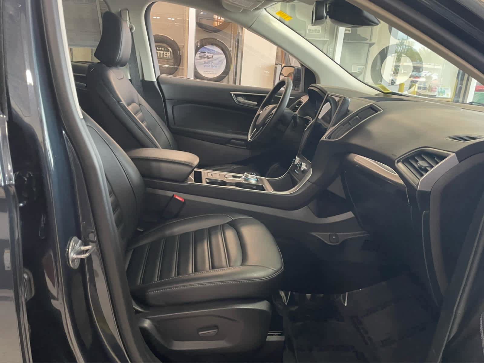 Used 2024 Ford Edge SEL w/ Convenience Package AWD/4WD image 48