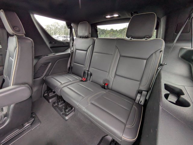 Used 2024 Chevrolet Tahoe Premier RWD image 15
