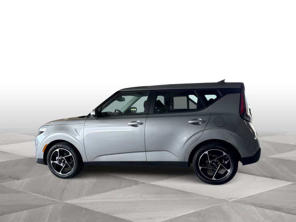 Used 2024 Kia Soul EX FWD image 5