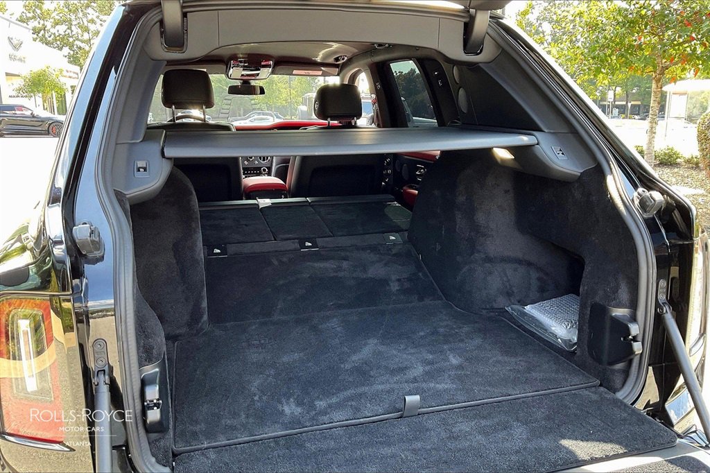 Certified 2025 Rolls-Royce Cullinan image 35