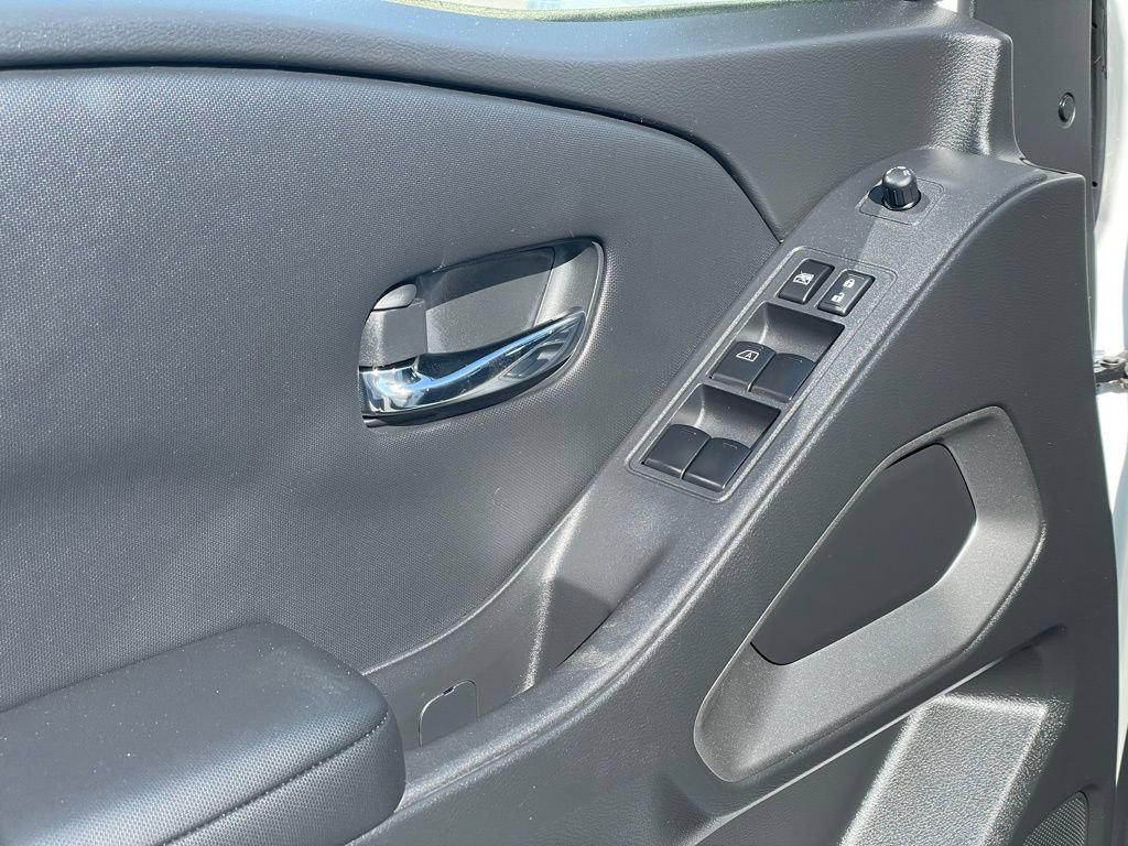 Certified 2023 Nissan Frontier SV AWD/4WD image 11