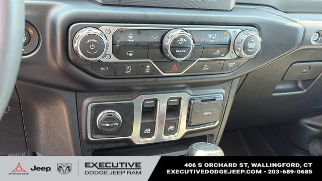 Used 2023 Jeep Wrangler Sport AWD/4WD image 15