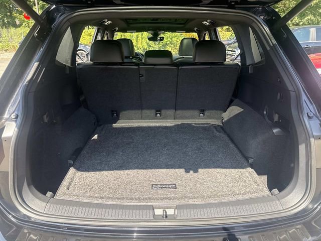 Used 2022 Volkswagen Tiguan SE R-Line image 7