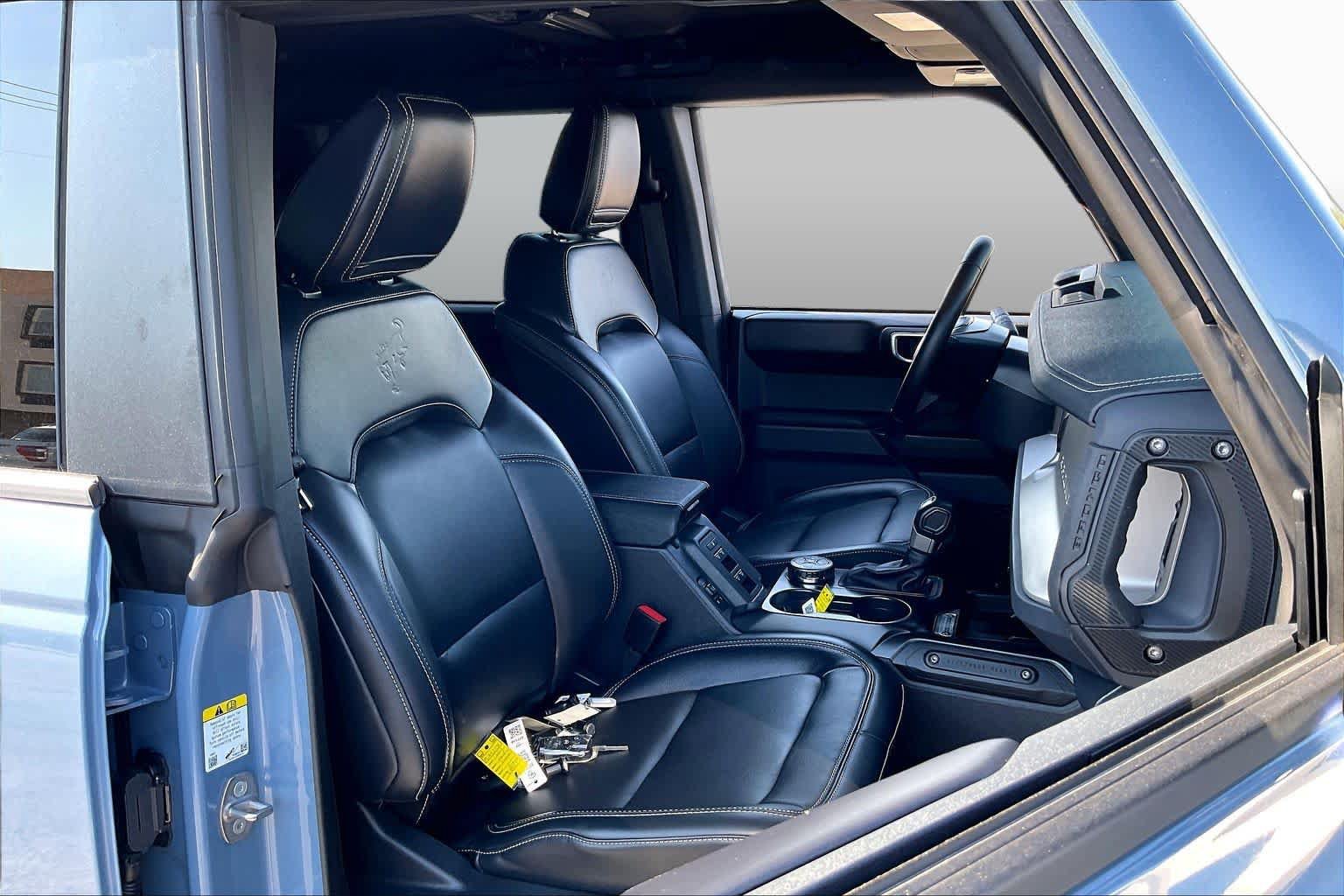 Used 2025 Ford Bronco Outer Banks AWD/4WD image 9