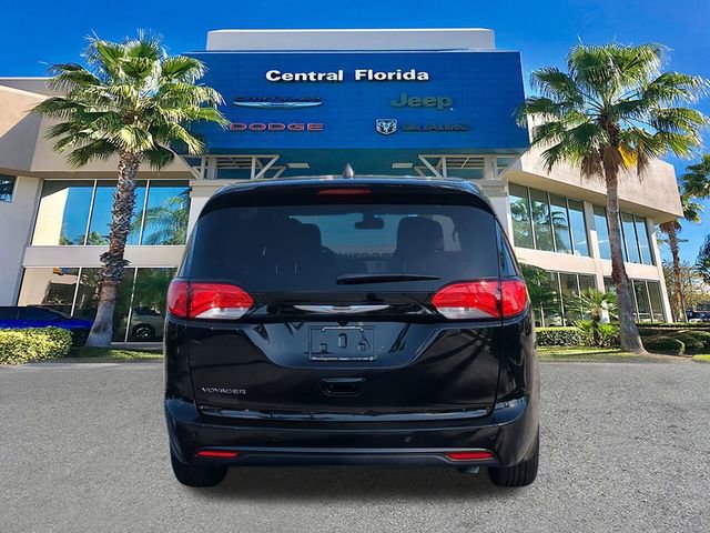 New 2026 Chrysler Voyager LX image 6