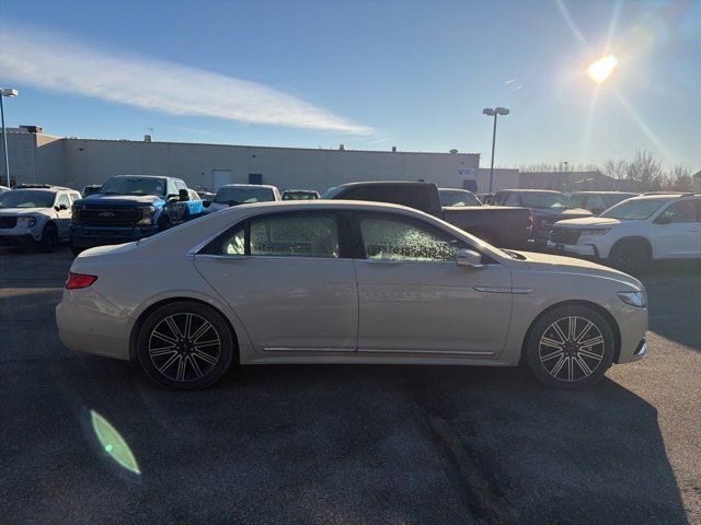 Used 2018 Lincoln Continental Reserve image 5