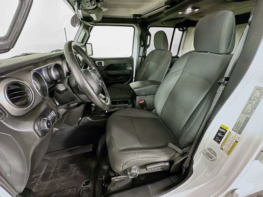 Certified 2022 Jeep Wrangler Unlimited Sport AWD/4WD image 32