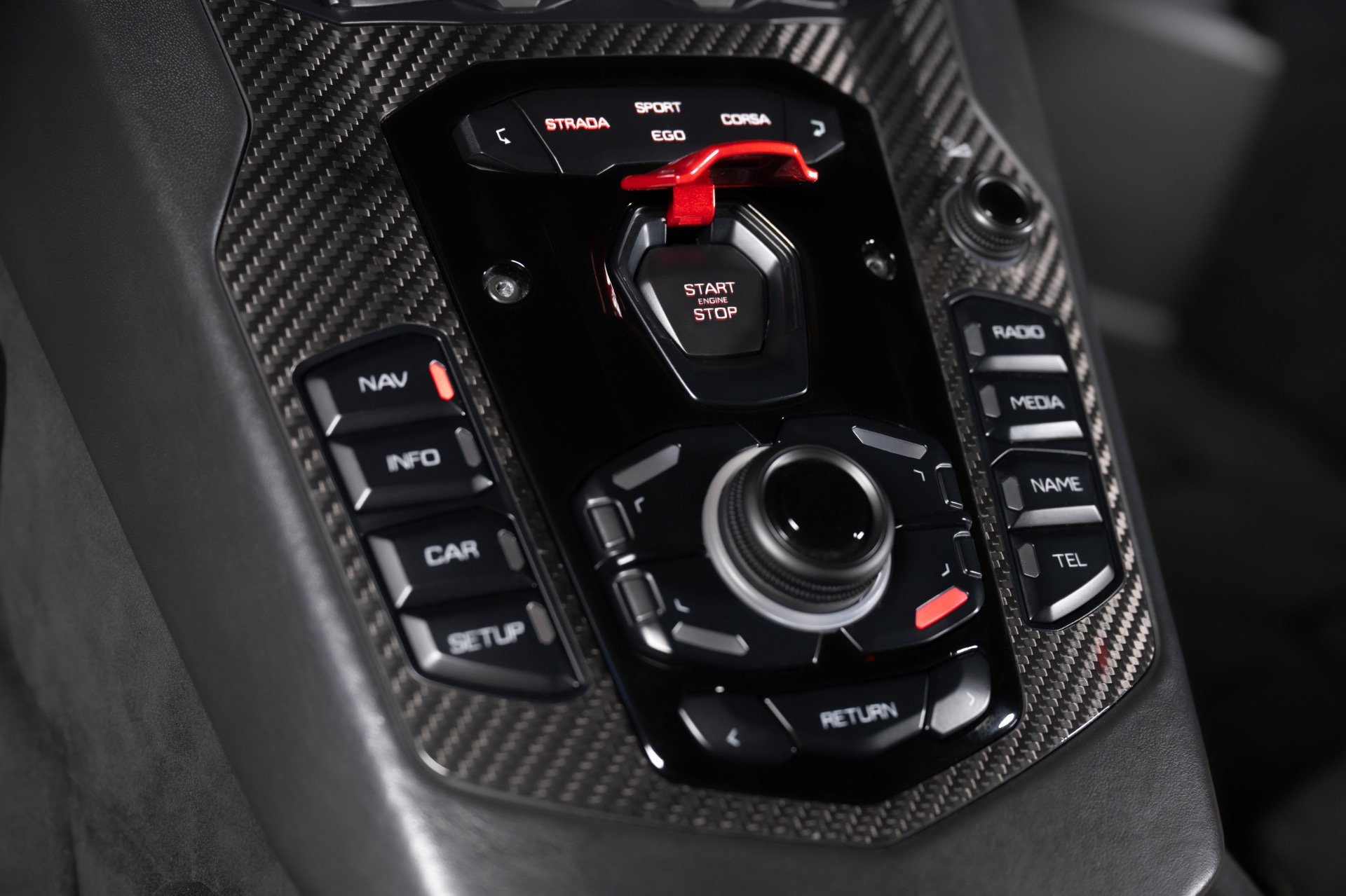 Used 2021 Lamborghini Aventador SVJ AWD/4WD image 30