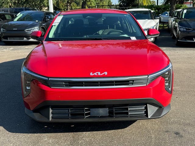 New 2025 Kia K4 LXS image 5