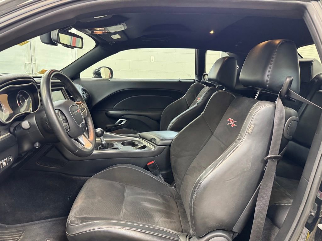 Used 2015 Dodge Challenger R/T Scat Pack w/ Leather Interior Group image 11