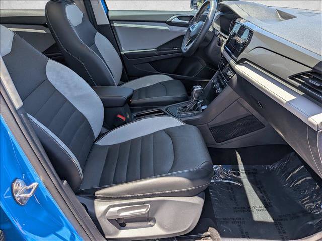 Used 2022 Volkswagen Taos SEL w/ Panoramic Sunroof Package FWD image 28