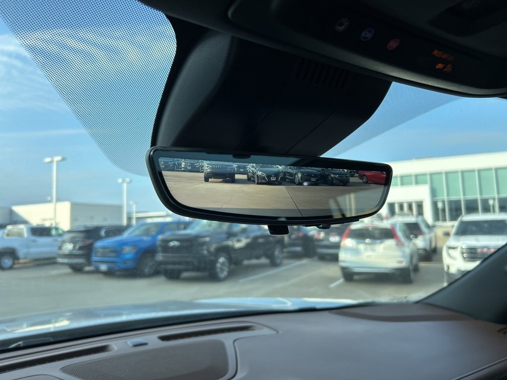 Used 2024 Chevrolet Tahoe High Country image 24