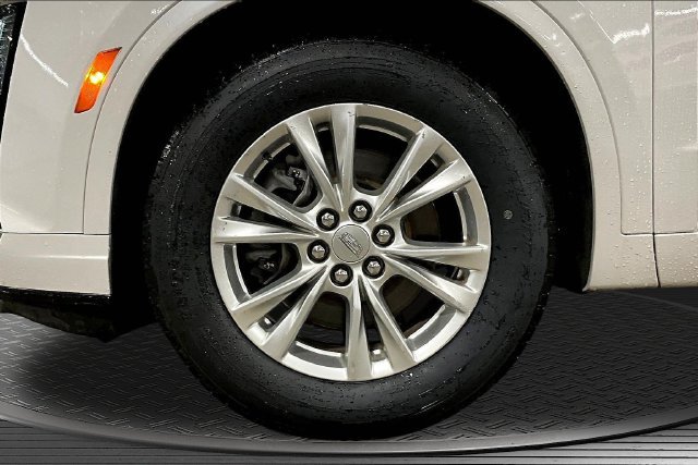 Certified 2023 Cadillac XT6 Luxury AWD/4WD image 35