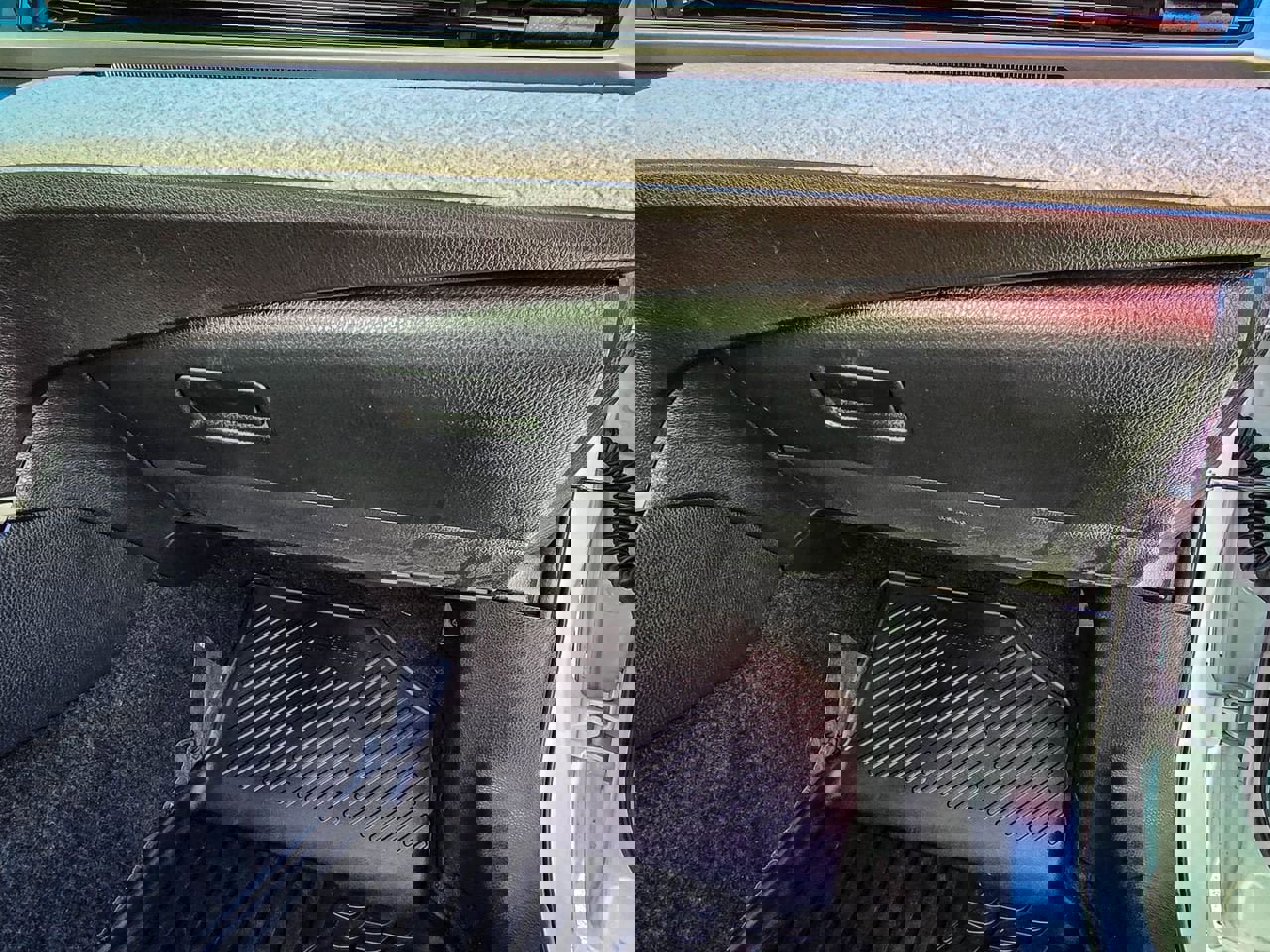 Used 2025 Toyota Camry XLE w/ Premium Plus Package image 42