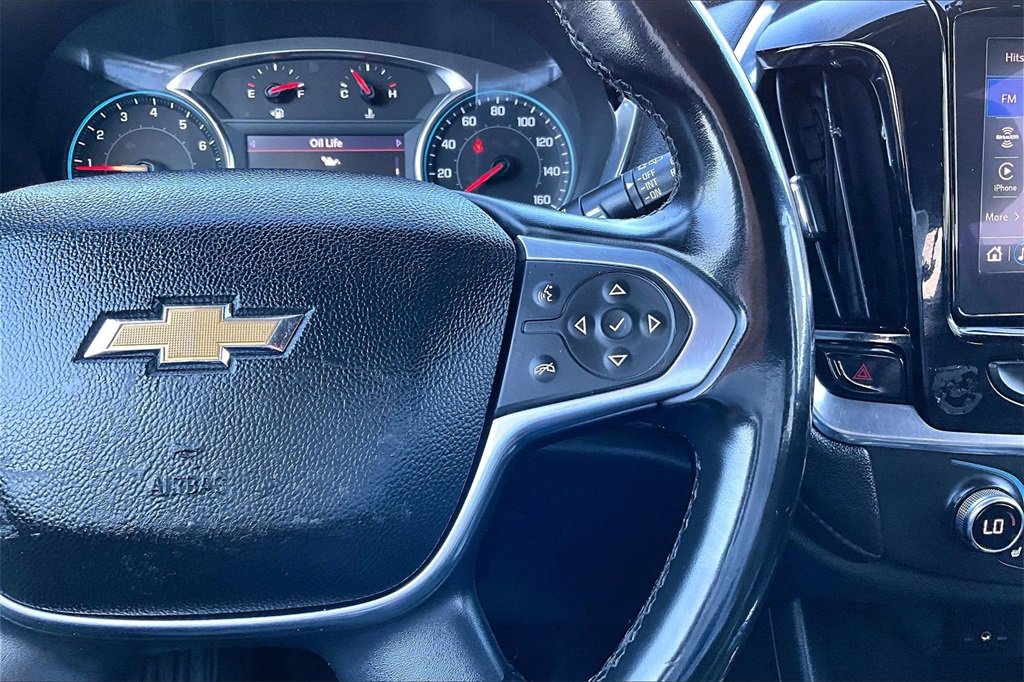 Used 2023 Chevrolet Traverse LT image 7
