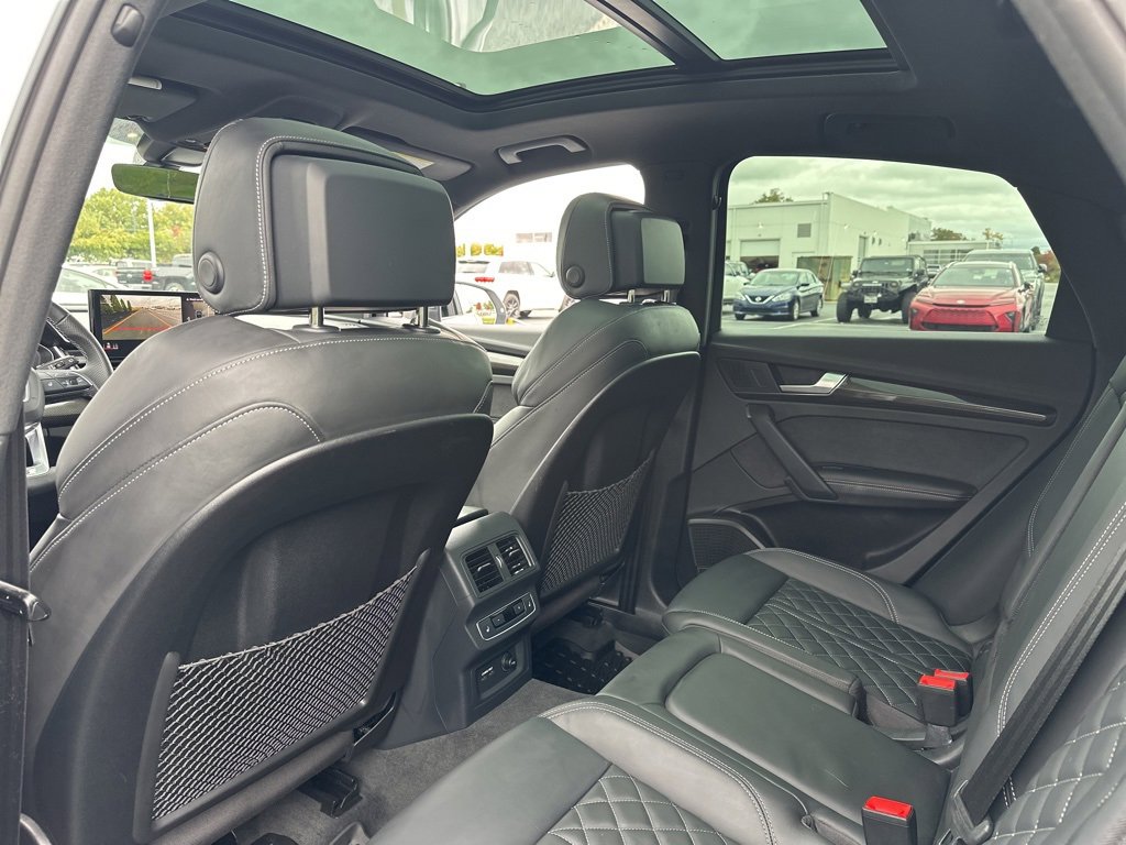 Used 2023 Audi SQ5 Prestige w/ Prestige Package image 31