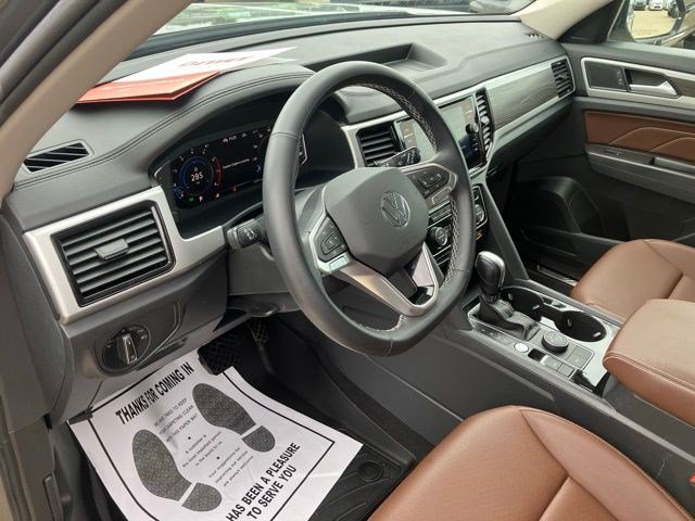 Used 2023 Volkswagen Atlas SE AWD/4WD image 11