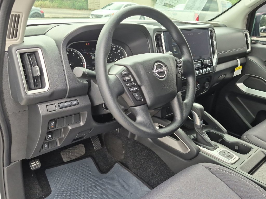 New 2026 Nissan Frontier SV w/ Tow Package AWD/4WD image 35