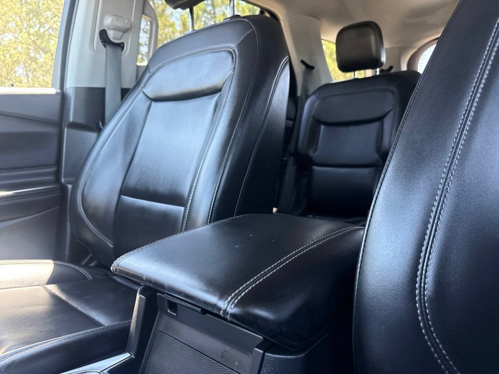Used 2021 Ford Explorer XLT w/ Equipment Group 202A RWD image 24