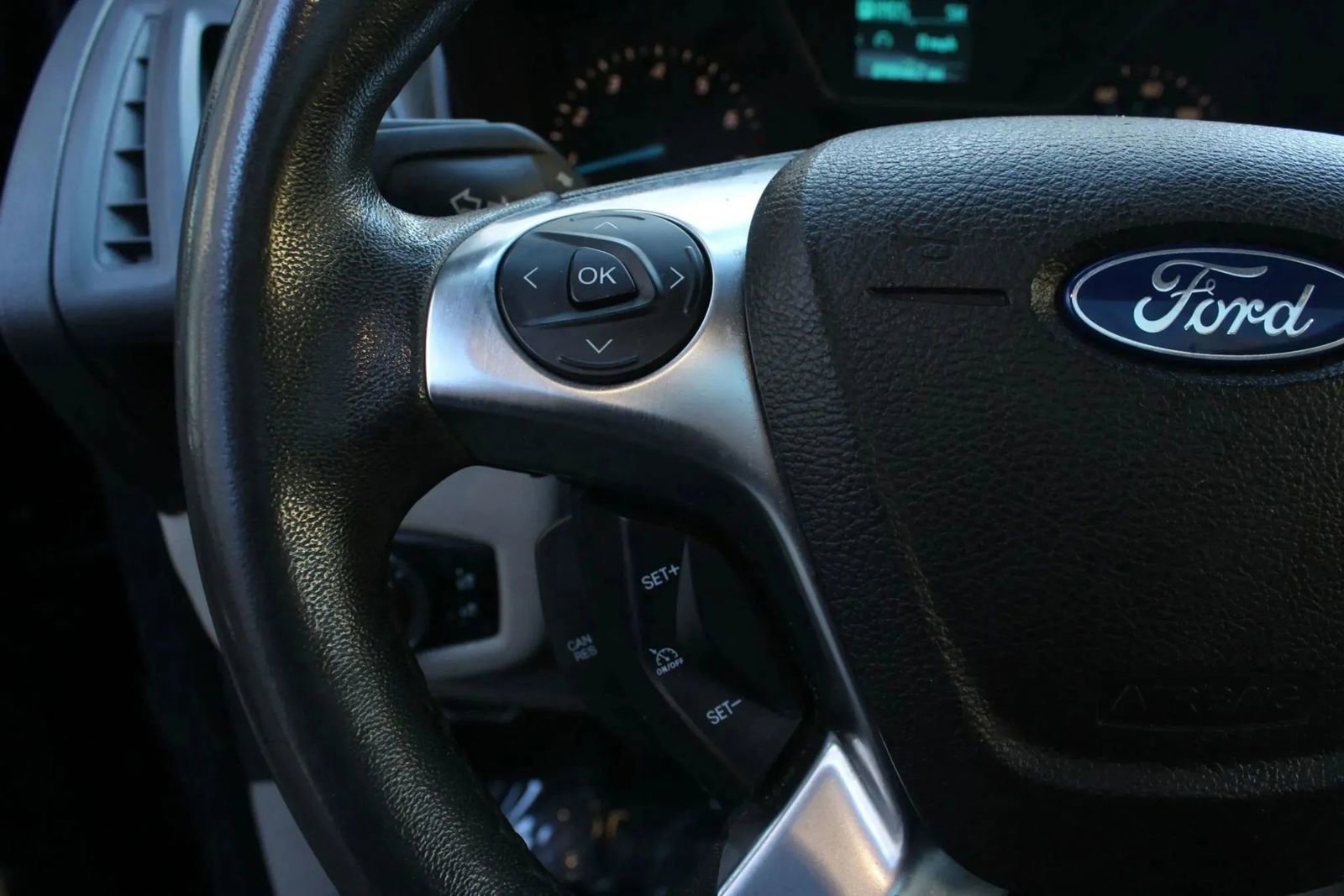 Used 2014 Ford Transit Connect Titanium FWD image 22