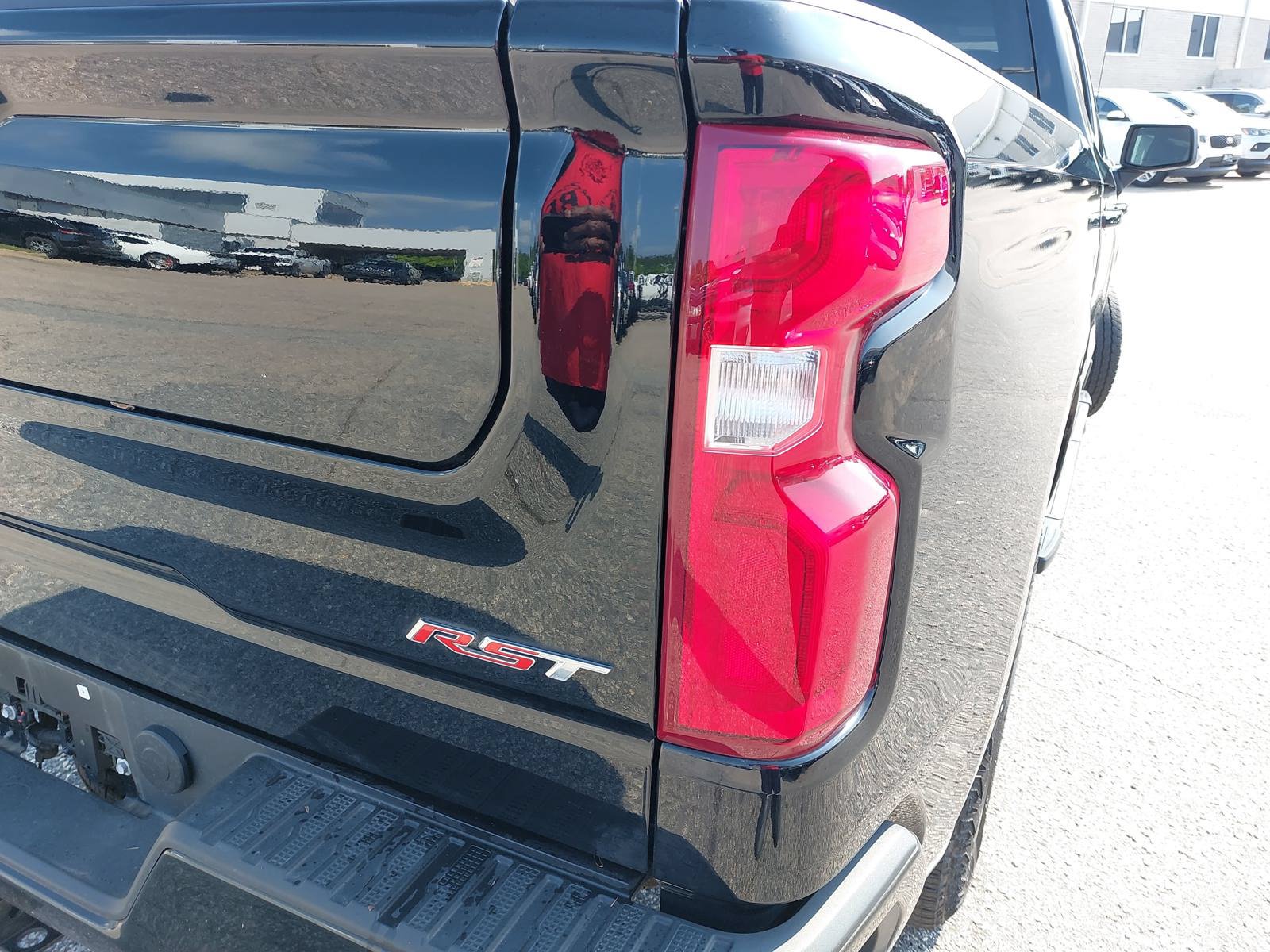 Used 2024 Chevrolet Silverado 1500 RST w/ Convenience Package II AWD/4WD image 37