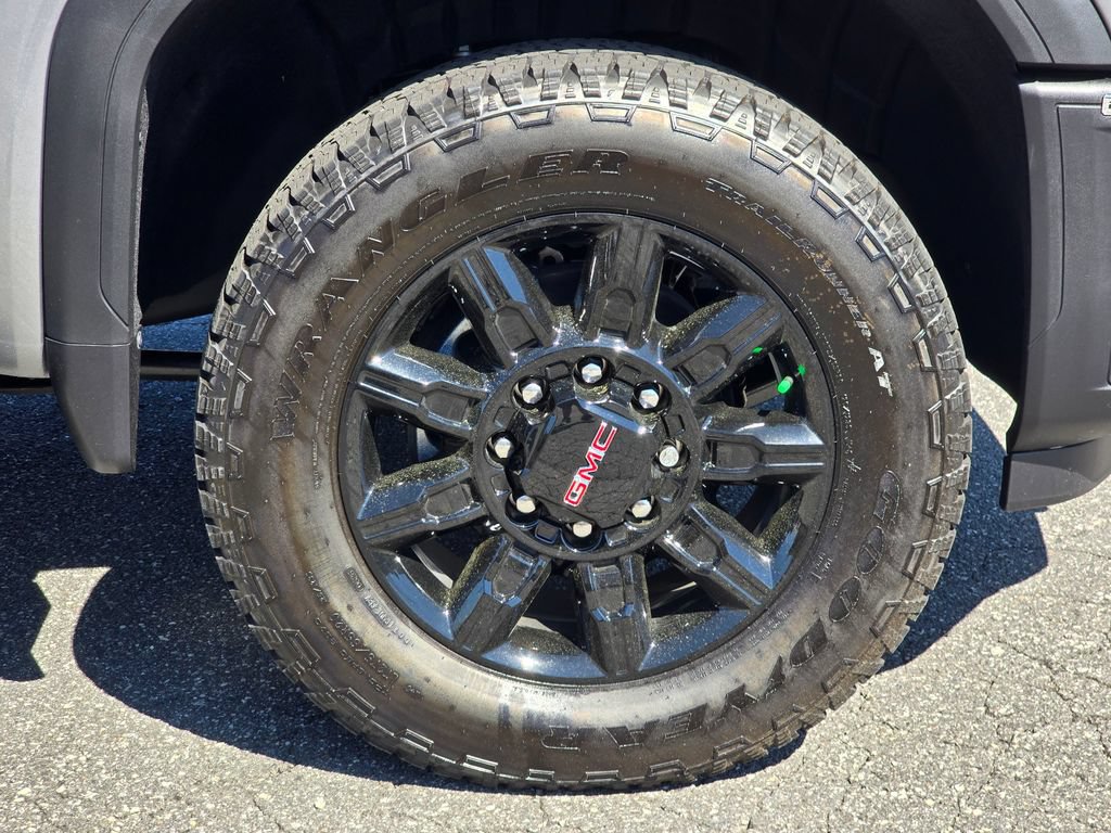 New 2026 GMC Sierra 2500 AT4 w/ AT4 Premium Plus Package AWD/4WD image 18