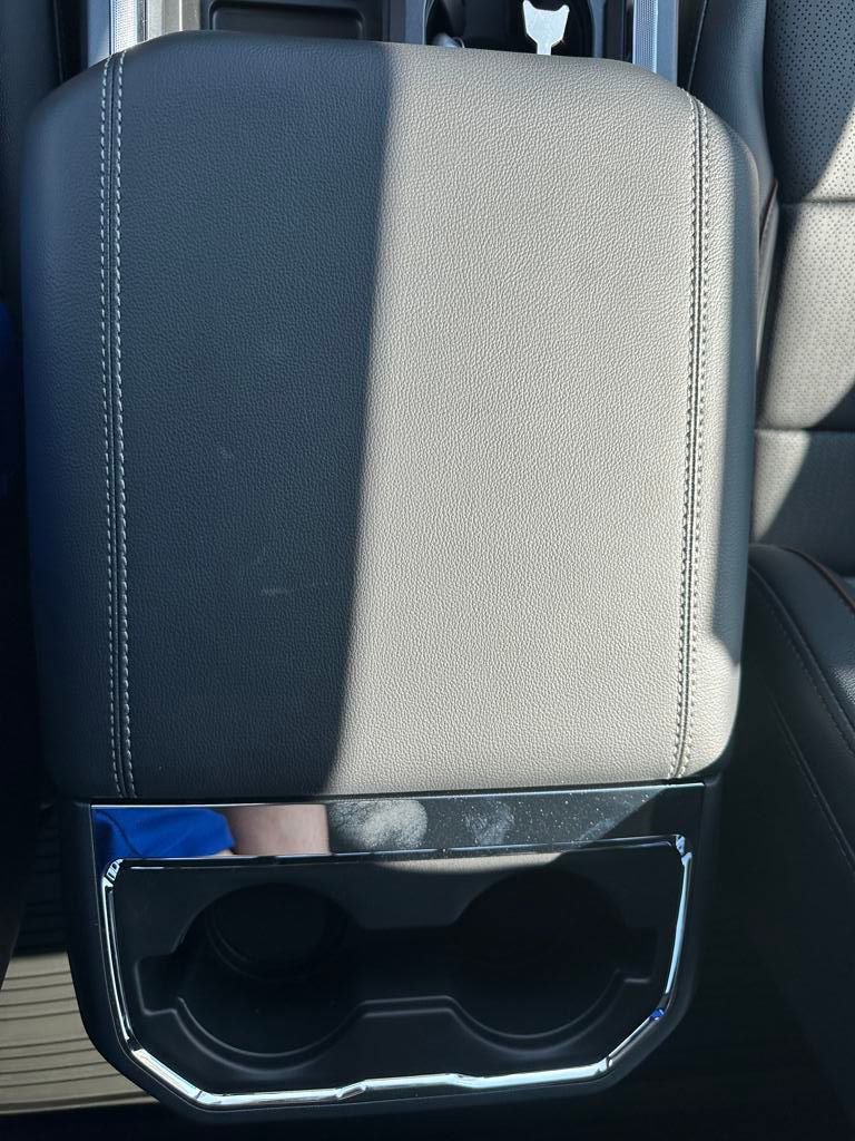 New 2025 Ford F350 Lariat w/ Lariat Ultimate Package image 17