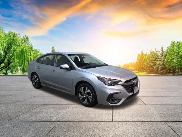 Certified 2025 Subaru Legacy Premium w/ Popular Package #1 AWD/4WD image 2