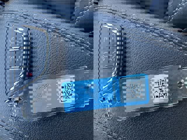 Used 2024 Cadillac XT4 Premium Luxury image 26