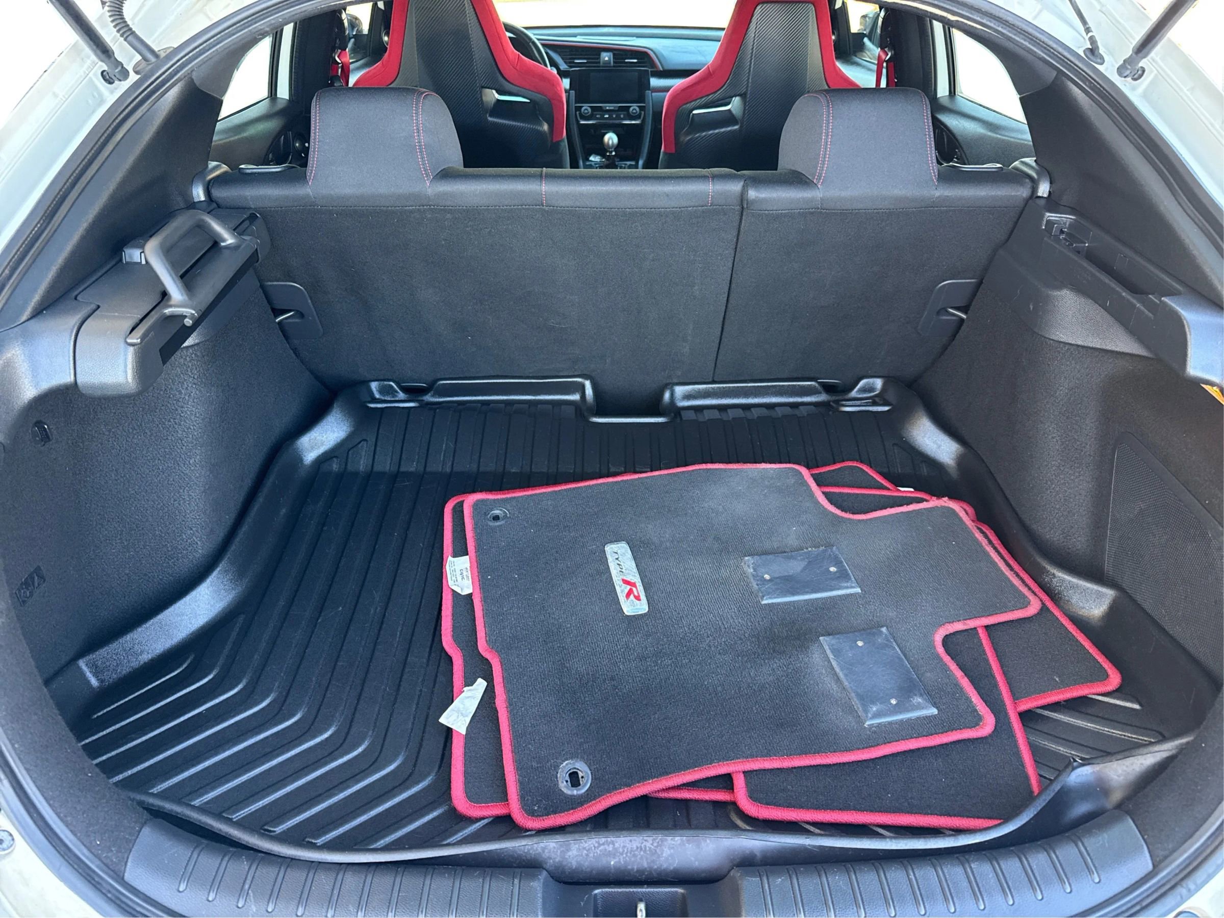 Used 2017 Honda Civic Type R image 13