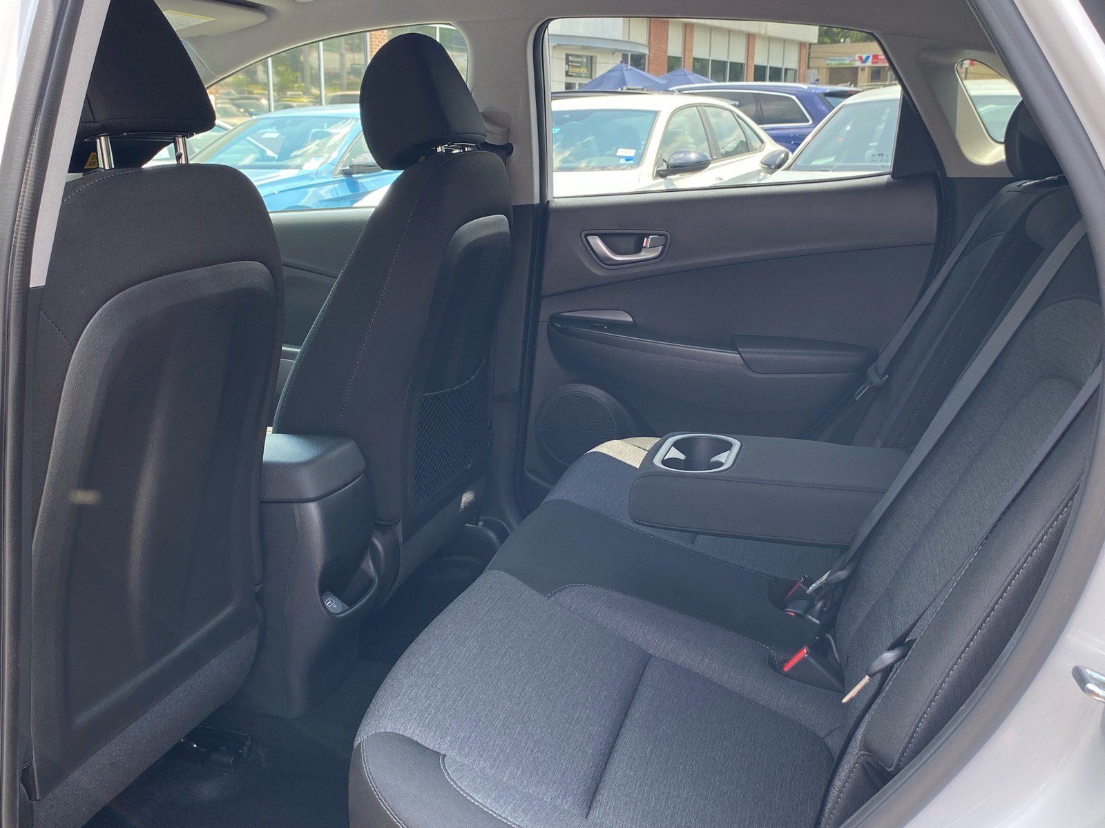 Used 2023 Hyundai Kona SE FWD image 18