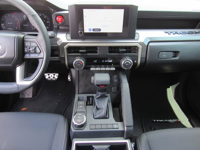 Used 2025 Toyota Tacoma TRD Sport image 18