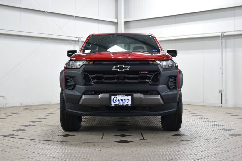 New 2026 Chevrolet Colorado Trail Boss AWD/4WD image 2
