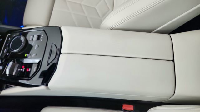 Used 2024 BMW 530i image 51