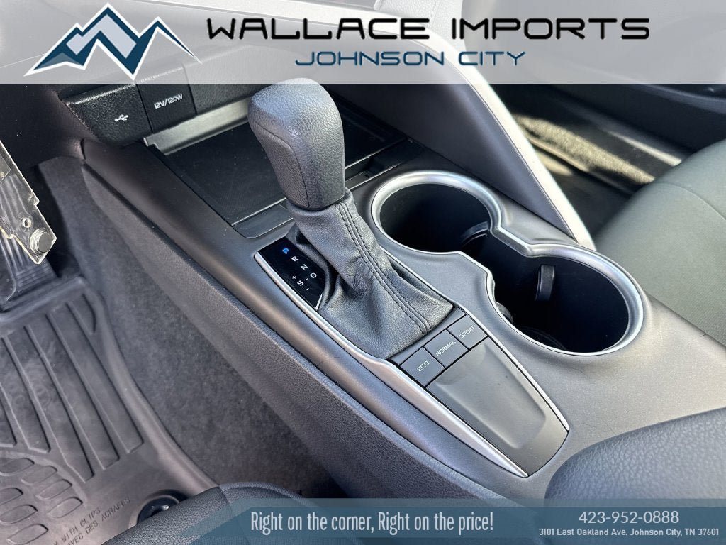 Used 2023 Toyota Camry LE FWD image 16