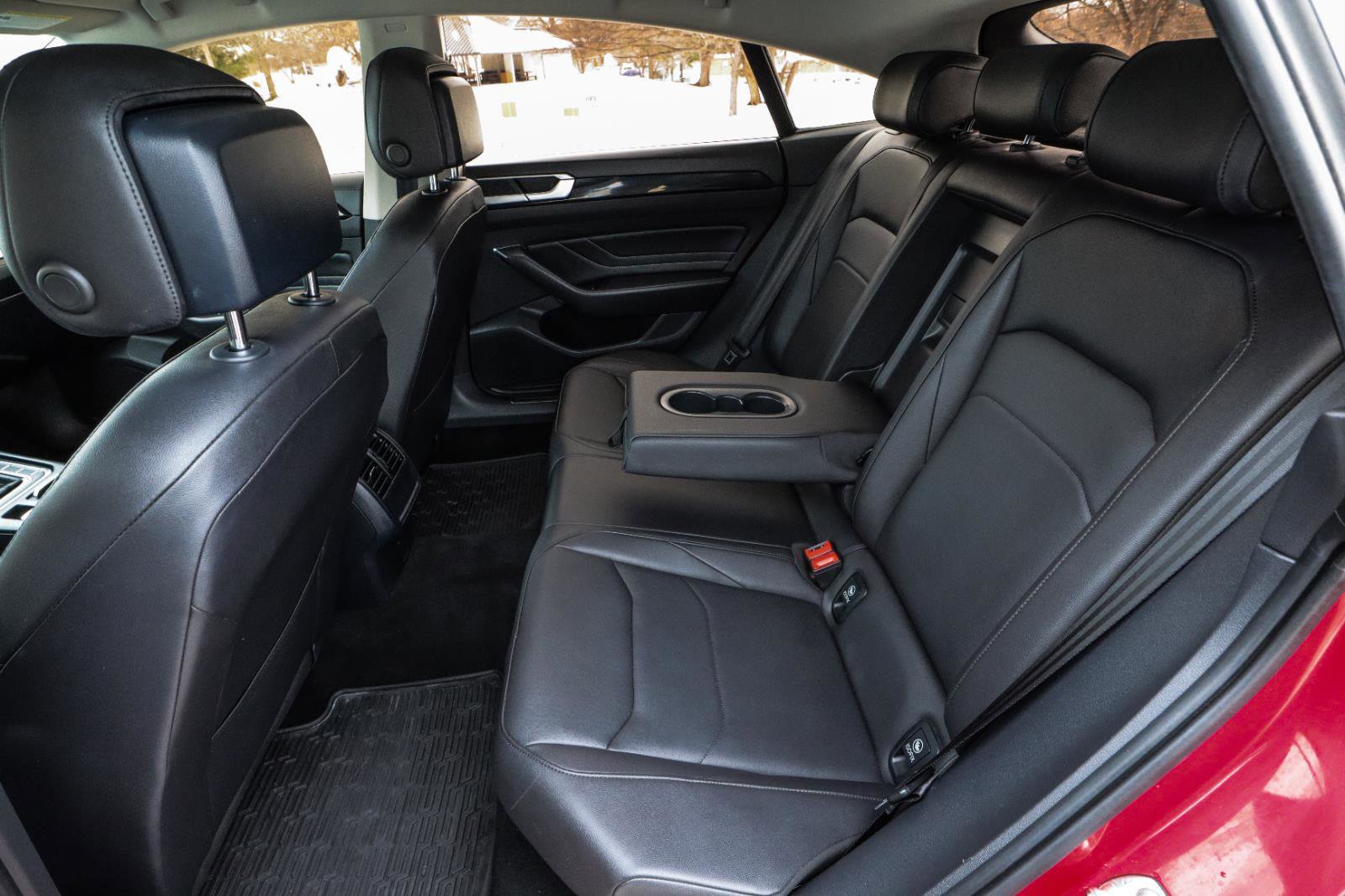 Used 2021 Volkswagen Arteon SE w/ Arteon MDO Package image 37