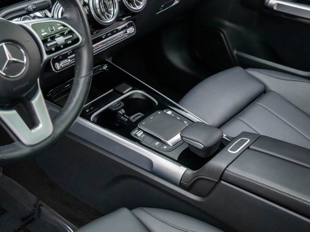 Used 2023 Mercedes-Benz GLB 250 4MATIC image 12