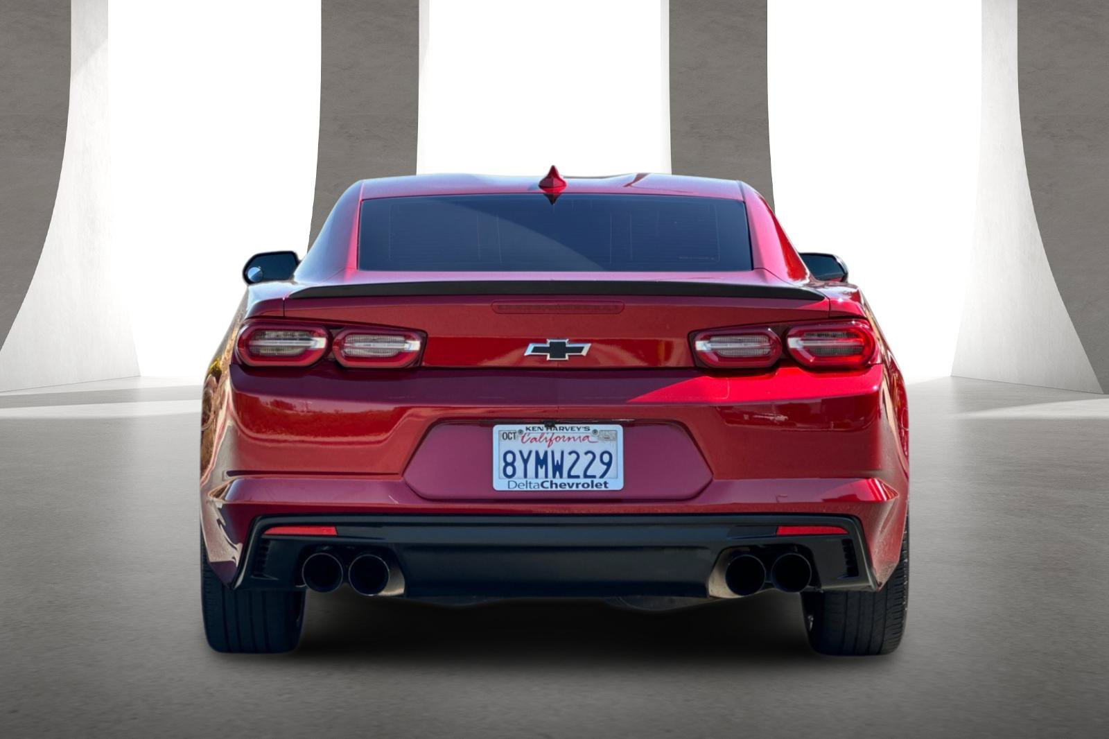 Used 2021 Chevrolet Camaro LT RWD image 5